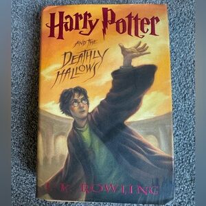 Harry Potter and the deathly hallows